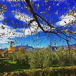 All'antica Scuderia Del Castello *