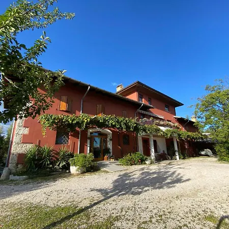 All'antica Scuderia Del Castello