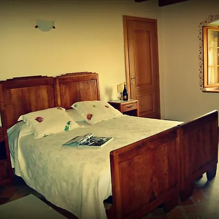 All'antica Scuderia Del Castello