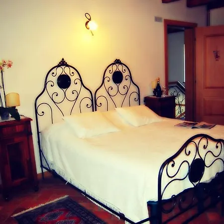 All'antica Scuderia Del Castello Agroturismo Maiano (Friuli Venezia Giulia)