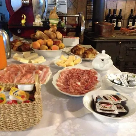 All'antica Scuderia Del Castello